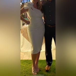 Xscape Ivory Asymmetrical Dress with Flower